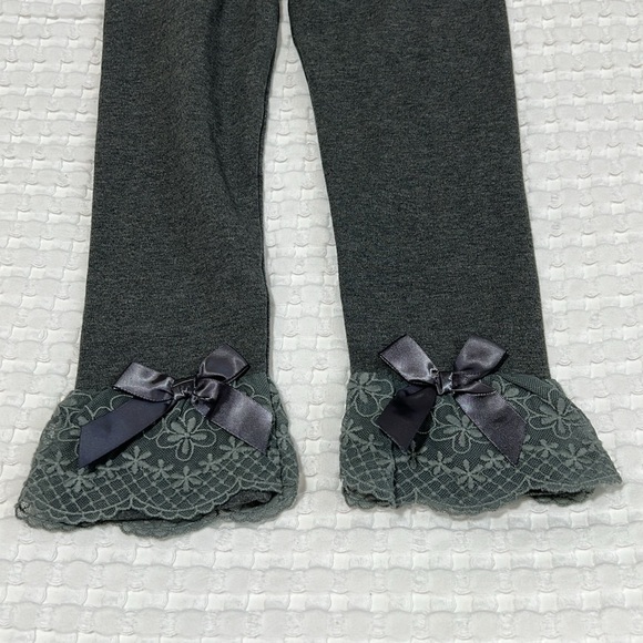 Little Girls Gray Bow Floral Lace Trim Leggings/Pants - Picture 3 of 8